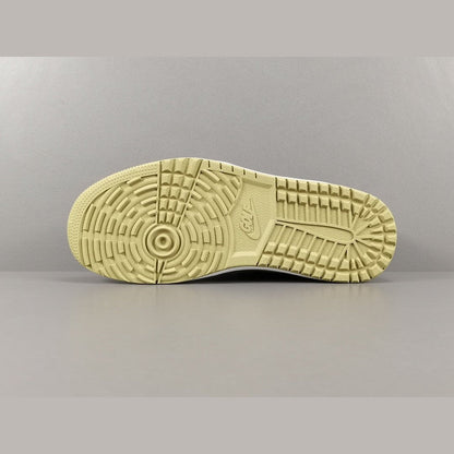 JORDAN 1 LOW GOLF x TRAVIS SCOTT NEUTRAL OLIVE 