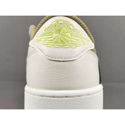 JORDAN 1 LOW GOLF x TRAVIS SCOTT NEUTRAL OLIVE 