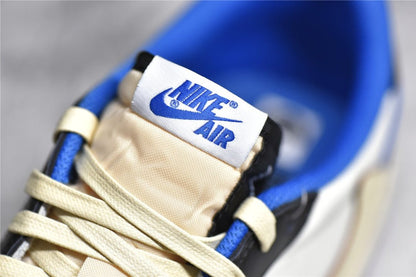 JORDAN 1 LOW x TRAVIS SCOTT Fragment
