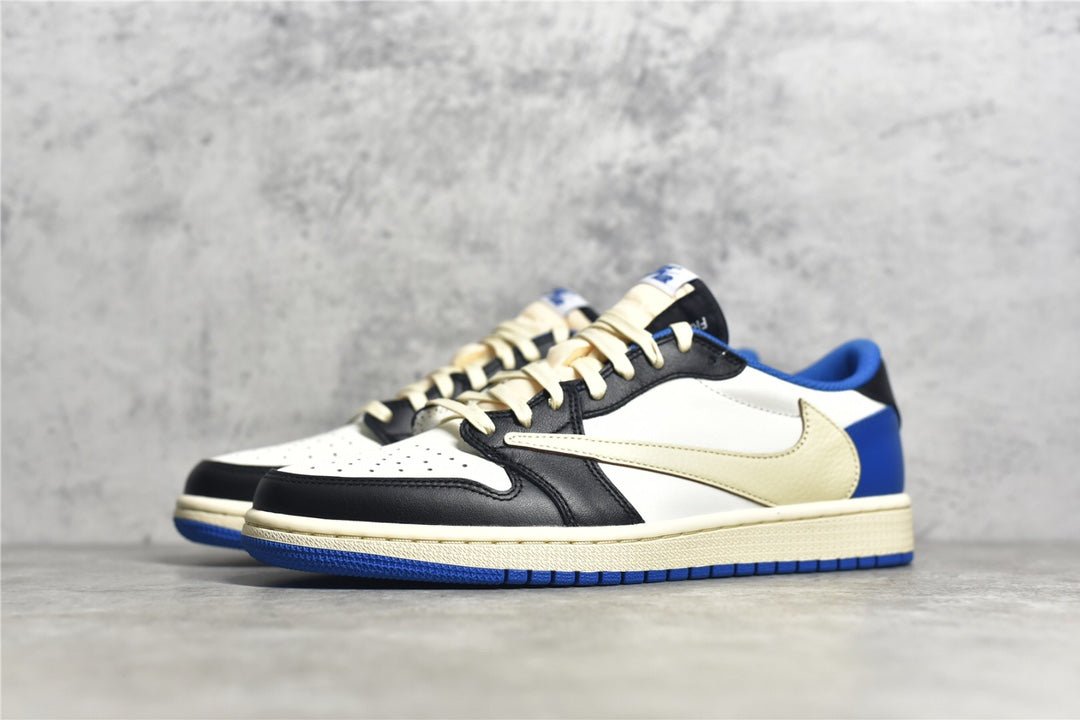 JORDAN 1 LOW x TRAVIS SCOTT Fragment