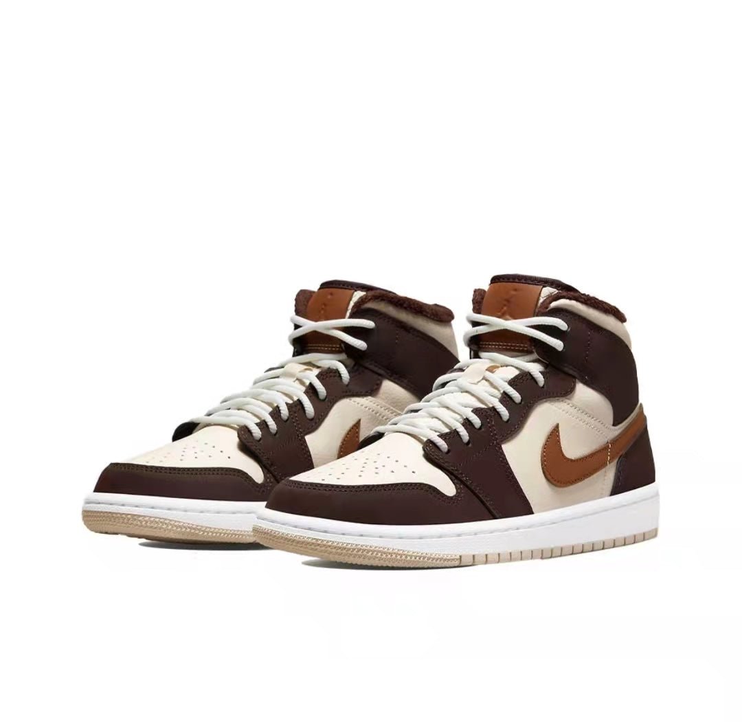 JORDAN 1 MID SE x AVOINE BASALTE BRUNE 