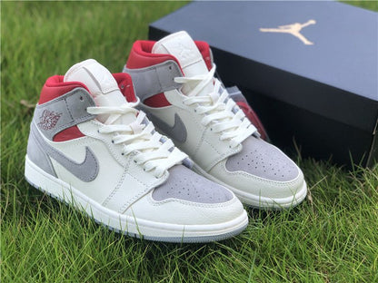 Baskets Jordan 1 Mid SNEAKERSNSTUFF 20e anniversaire 