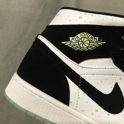 JORDAN 1 MID x BLACK MINT DOTS 