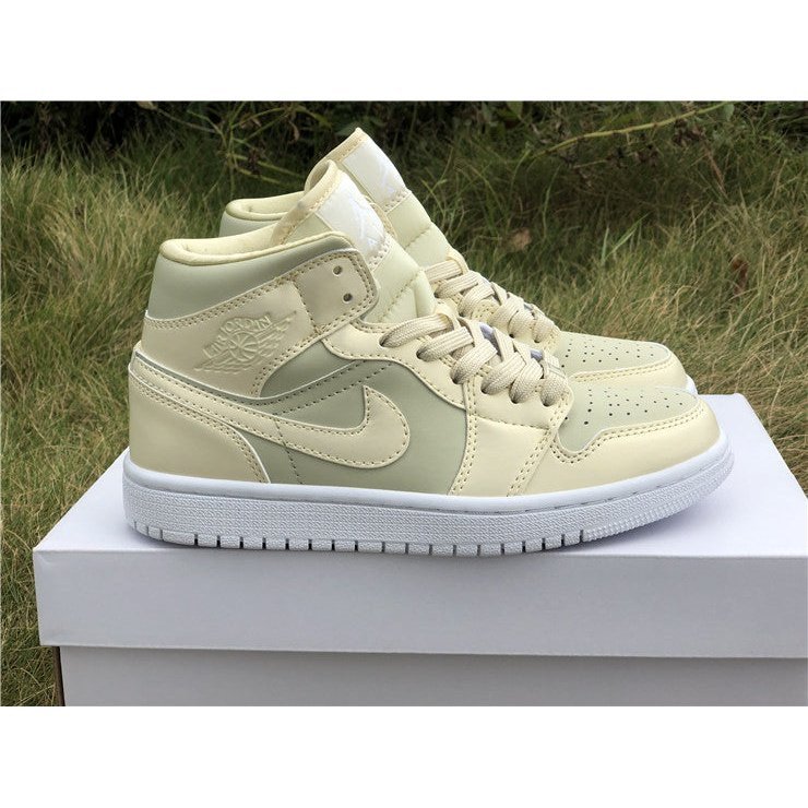 JORDAN 1 MID x GOOSE FEATHER YELLOW 