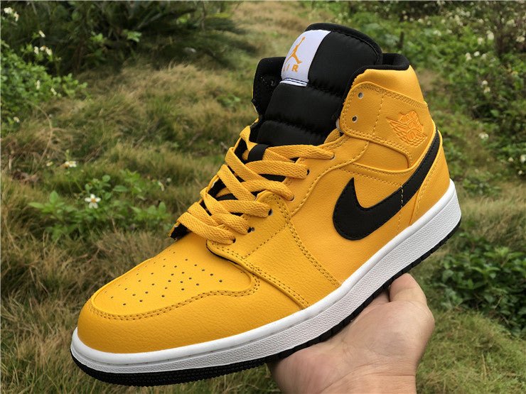 JORDAN 1 MID x UNIVERSITY GOLD NOIR 