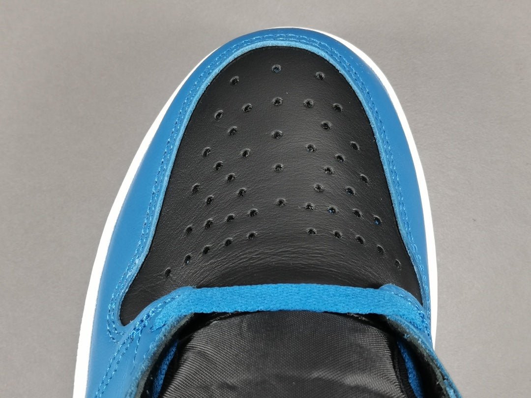 JORDAN 1 RETRO HIGH OG x BLEU MARINA FONCÉ 