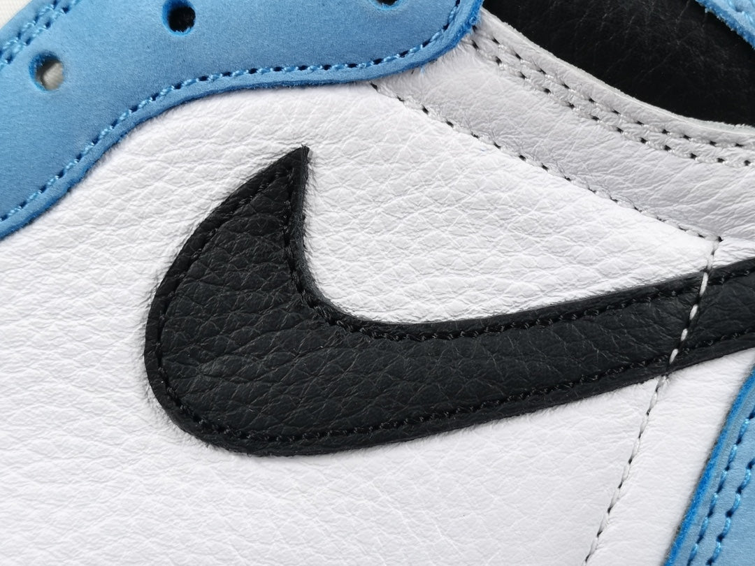 JORDAN 1 RETRO HIGH OG x UNIVERSITY BLEU