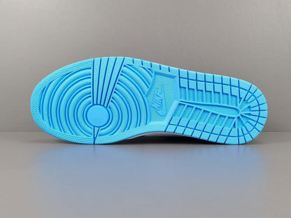 JORDAN 1 RETRO HIGH OG x UNIVERSITY BLEU