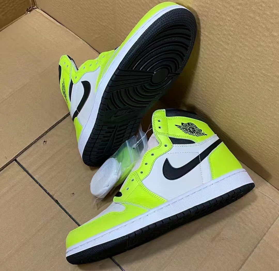 JORDAN 1 RETRO HIGH OG x VISIONAIRE 