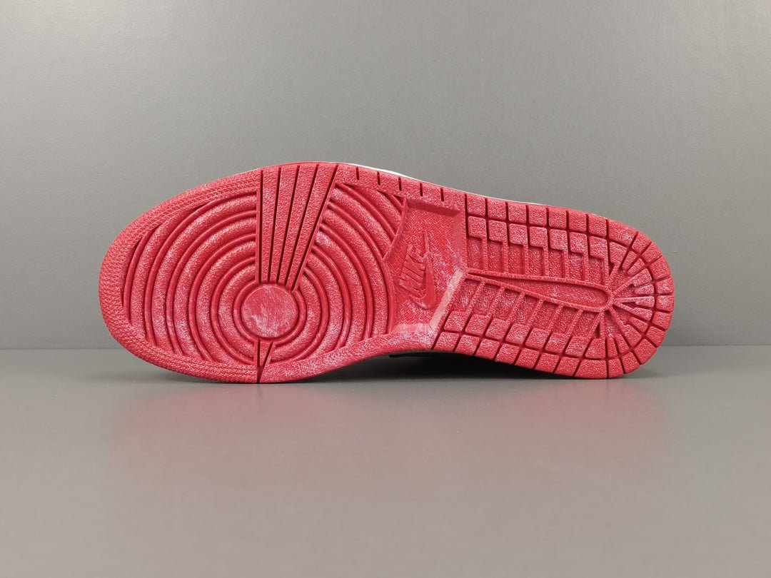 JORDAN 1 RETRO HIGH x CHICAGO LOST &amp; FOUND