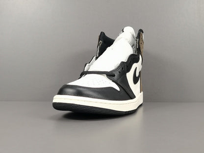 JORDAN 1 RETRO HIGH x DARK MOCHA 