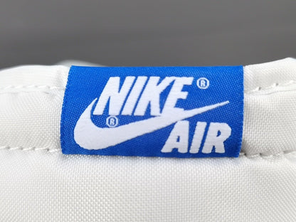 JORDAN 1 RETRO HIGH x HYPER ROYALE SMOKE GREY 