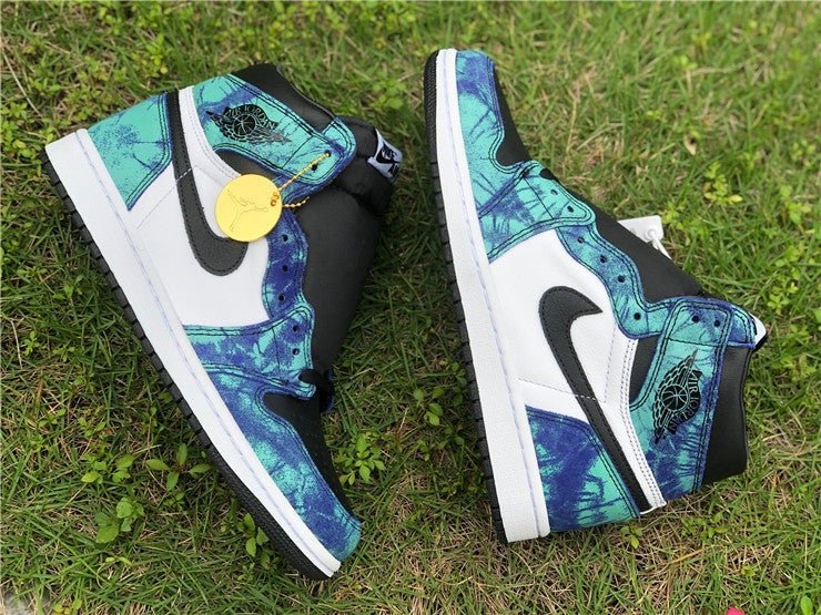 JORDAN 1 RETRO HIGH x TIE DYE 