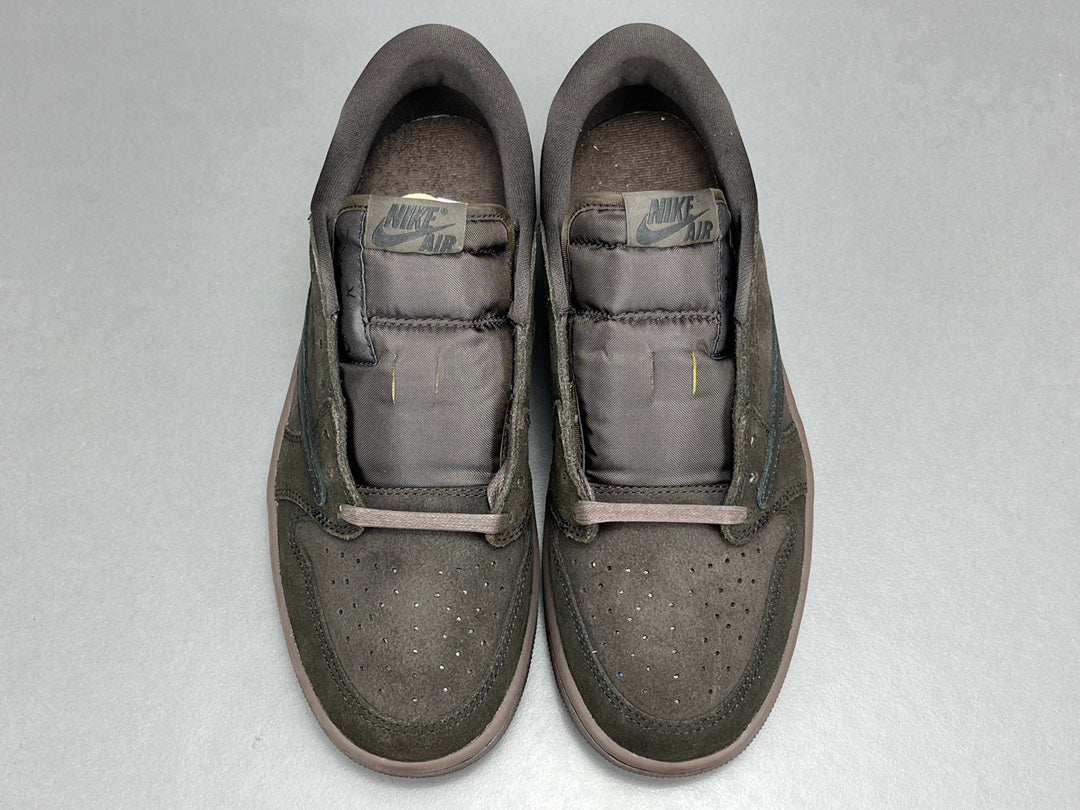 JORDAN 1 RETRO LOW OG SP x TRAVIS SCOTT VELVET MARRON