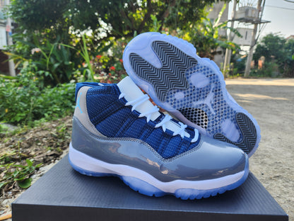 JORDAN 11 « Bleu-Gris Profond »