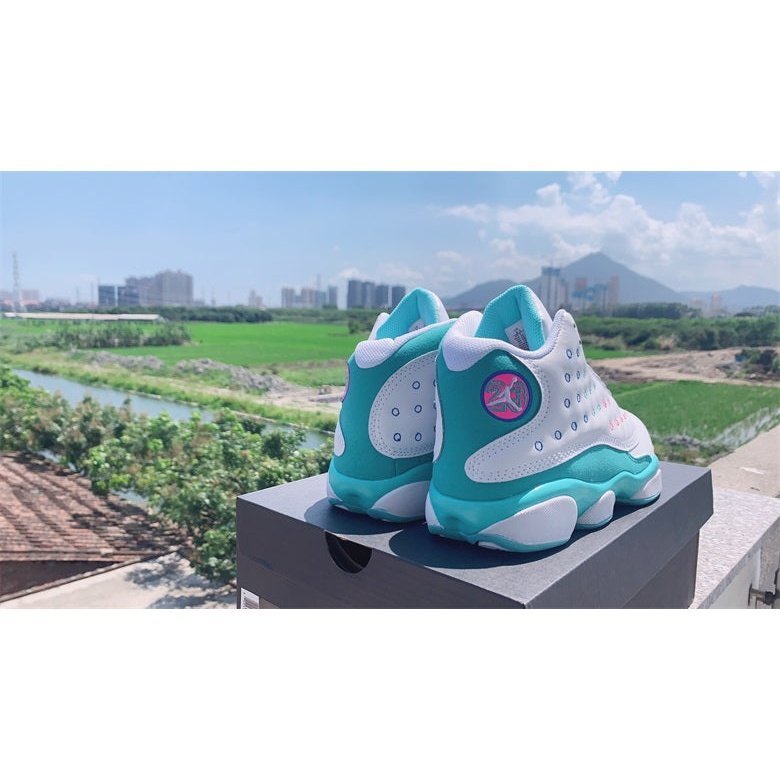 JORDAN 13 RETRO x BLANC SOAR VERT ROSE 