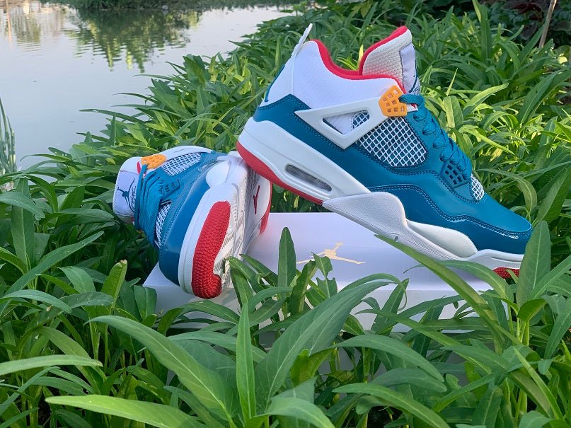 JORDAN 4 x CHAMBRE EN DÉSORDRE 