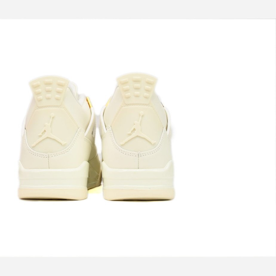 JORDAN 4 x OR MÉTALLIQUE