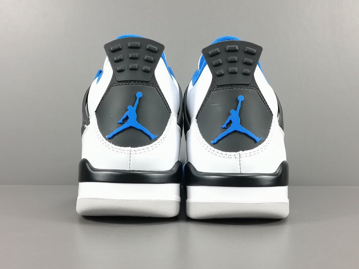 JORDAN 4 x SPORTS MOTORISÉS