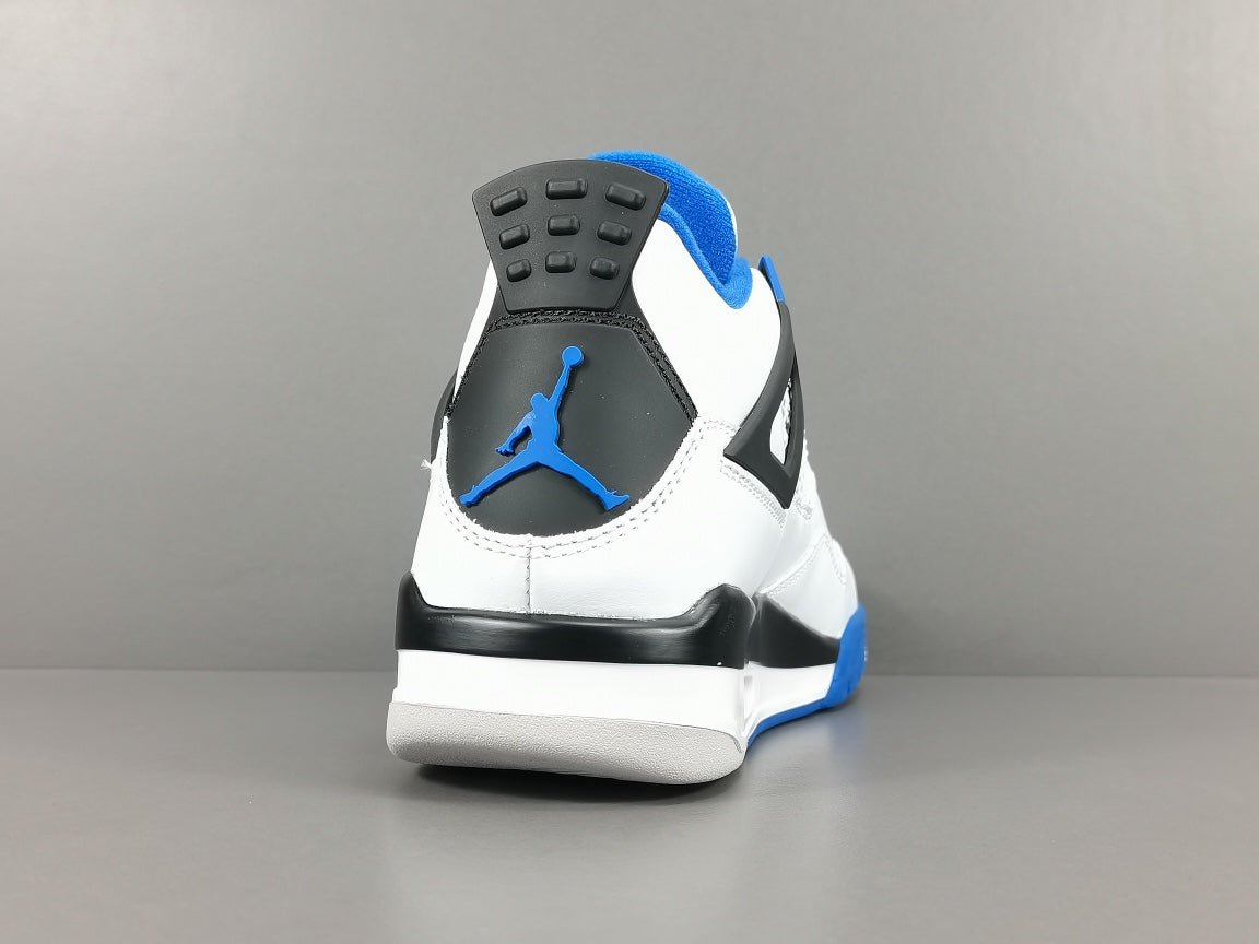 JORDAN 4 x SPORTS MOTORISÉS