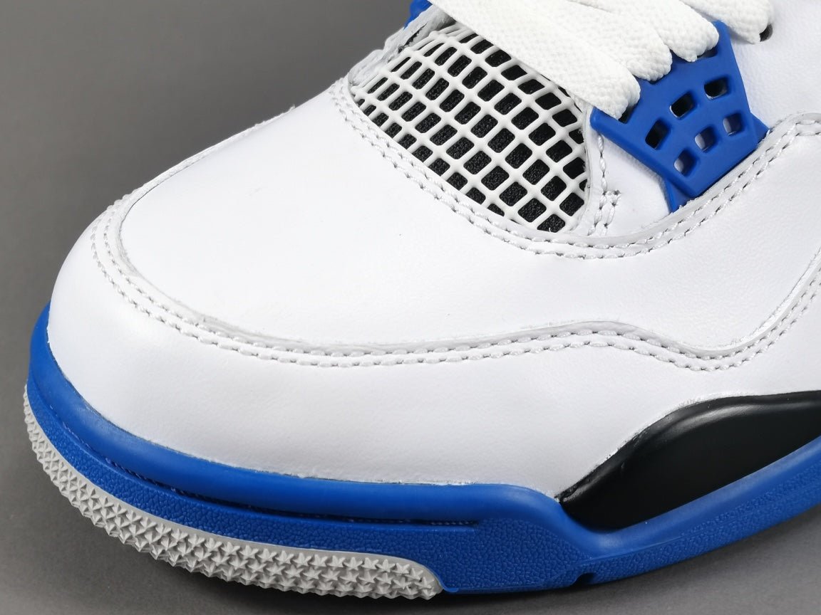 JORDAN 4 x SPORTS MOTORISÉS