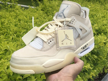 JORDAN 4 x BLANC CASSÉ