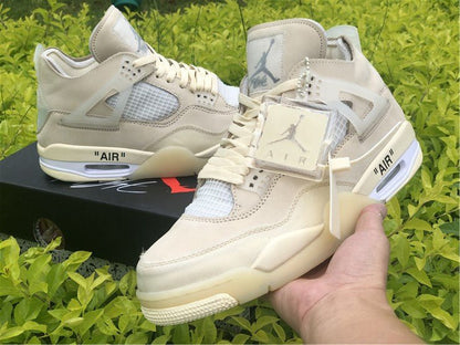 JORDAN 4 x BLANC CASSÉ