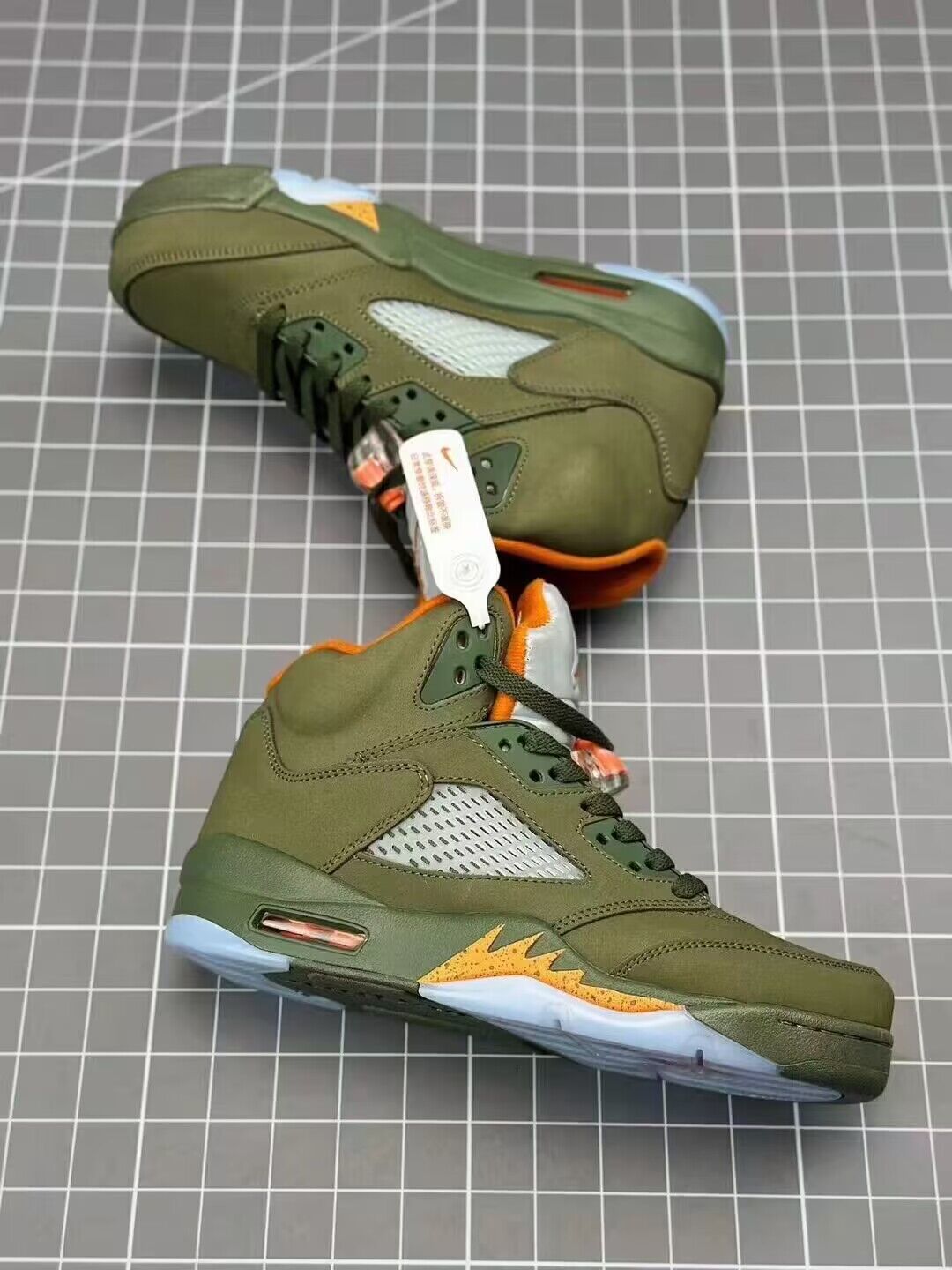 Informations sur la sortie des JORDAN 5 « Olive » en 2024 