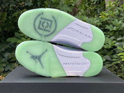 JORDAN 5 Blanc/Rouge/Vert 