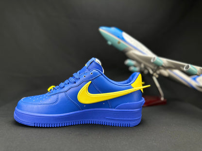 NIKE AIR FORCE 1 « Big Swoosh Blue »