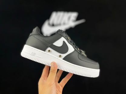 NIKE AIR FORCE 1 "Boucle noire"