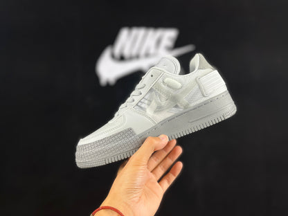 NIKE AIR FORCE 1 « Deconstruction Utility »
