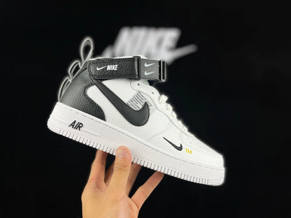NIKE AIR FORCE 1 High "Blanc/Noir"