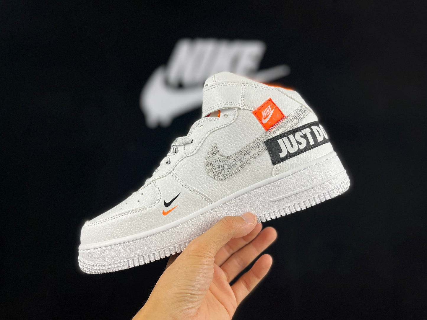 NIKE AIR FORCE 1 « Just Do It »