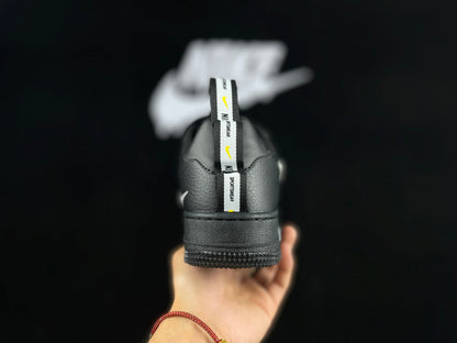 NIKE AIR FORCE 1 Basse « Tout Noir »