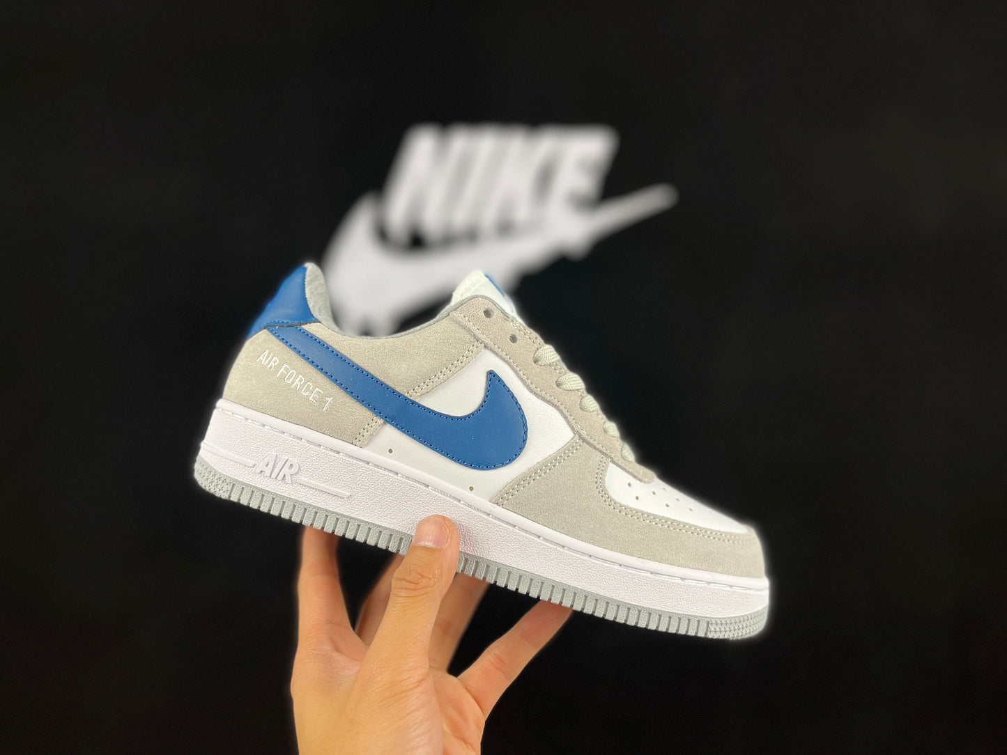 NIKE AIR FORCE 1 Basse « Gris/Bleu »