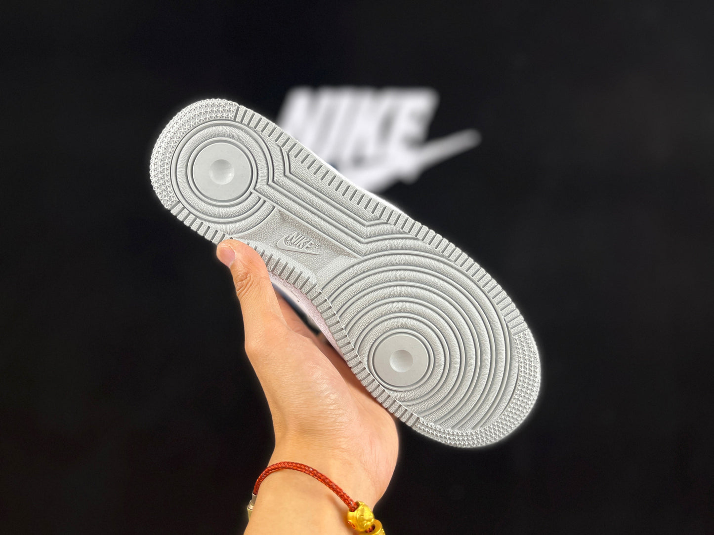 NIKE AIR FORCE 1 Basse « Gris/Bleu »