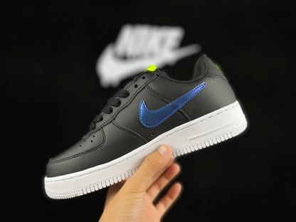 NIKE AIR FORCE 1 Low « Boucle de randonnée blanche/noire/rouge »