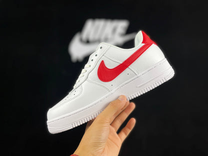 NIKE AIR FORCE 1 « Mini Swoosh Blanc/Rouge »