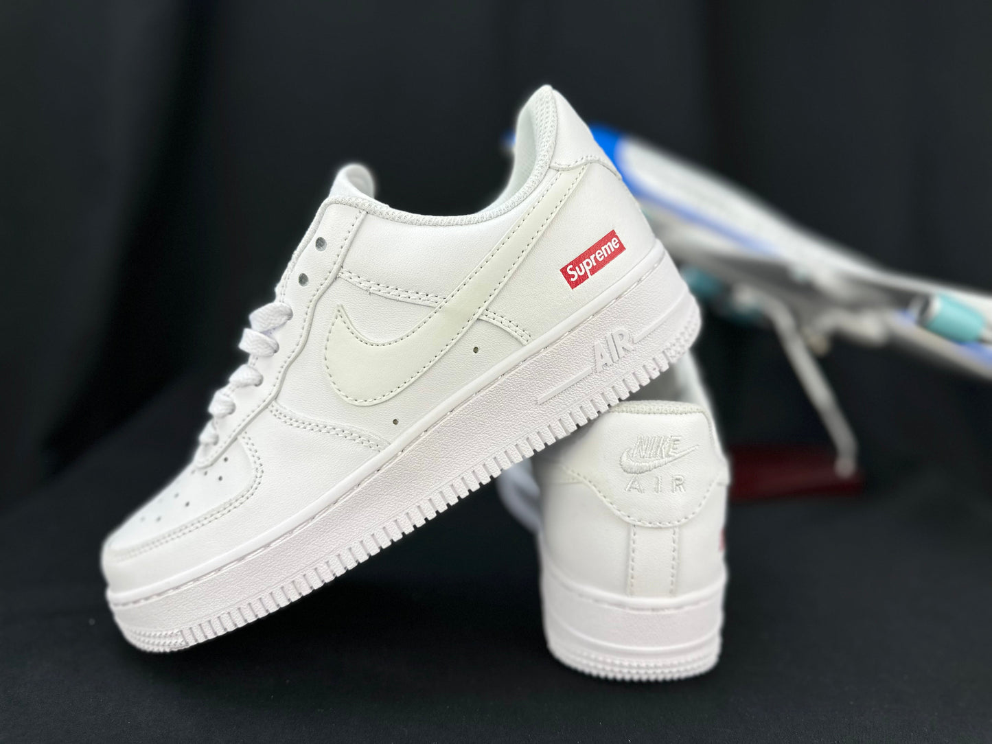 NIKE AIR FORCE 1 Supreme "Blanc"