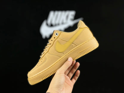 NIKE AIR FORCE 1 "Blé"