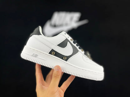 NIKE AIR FORCE 1 « Boucle blanche »