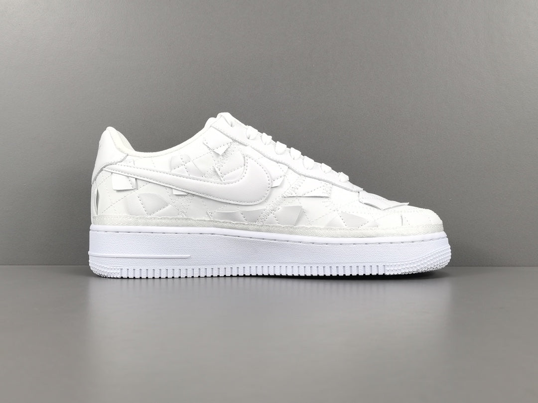 NIKE AIR FORCE 1 x BILLIE EIISH TRIPLE WHITE