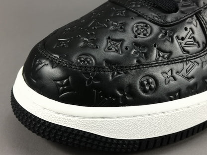 NIKE AIR FORCE 1 x LOUIS VUITTON NOIR