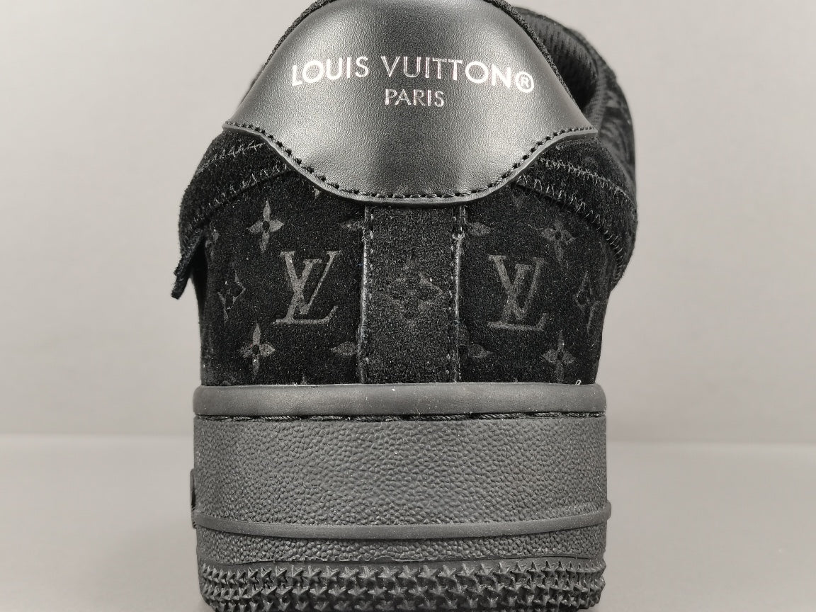 NIKE AIR FORCE 1 x LOUIS VUITTON NOIR/NOIR