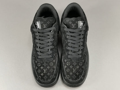 NIKE AIR FORCE 1 x LOUIS VUITTON NOIR/NOIR
