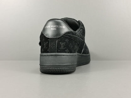 NIKE AIR FORCE 1 x LOUIS VUITTON NOIR/NOIR