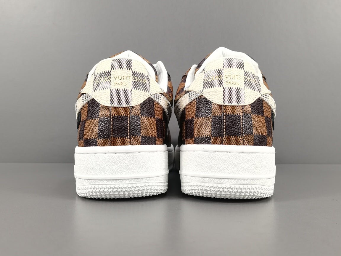 NIKE AIR FORCE 1 x LOUIS VUITTON MARRON