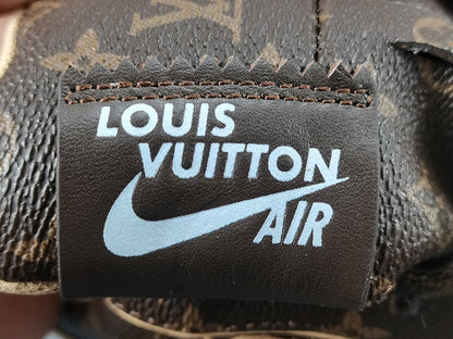 NIKE AIR FORCE 1 x LOUIS VUITTON MARRON