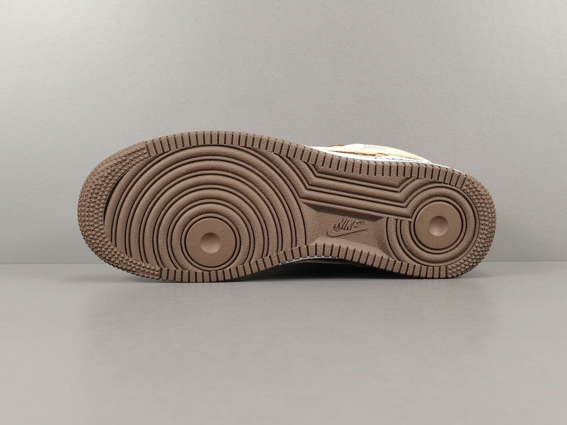 NIKE AIR FORCE 1 x LOUIS VUITTON MARRON